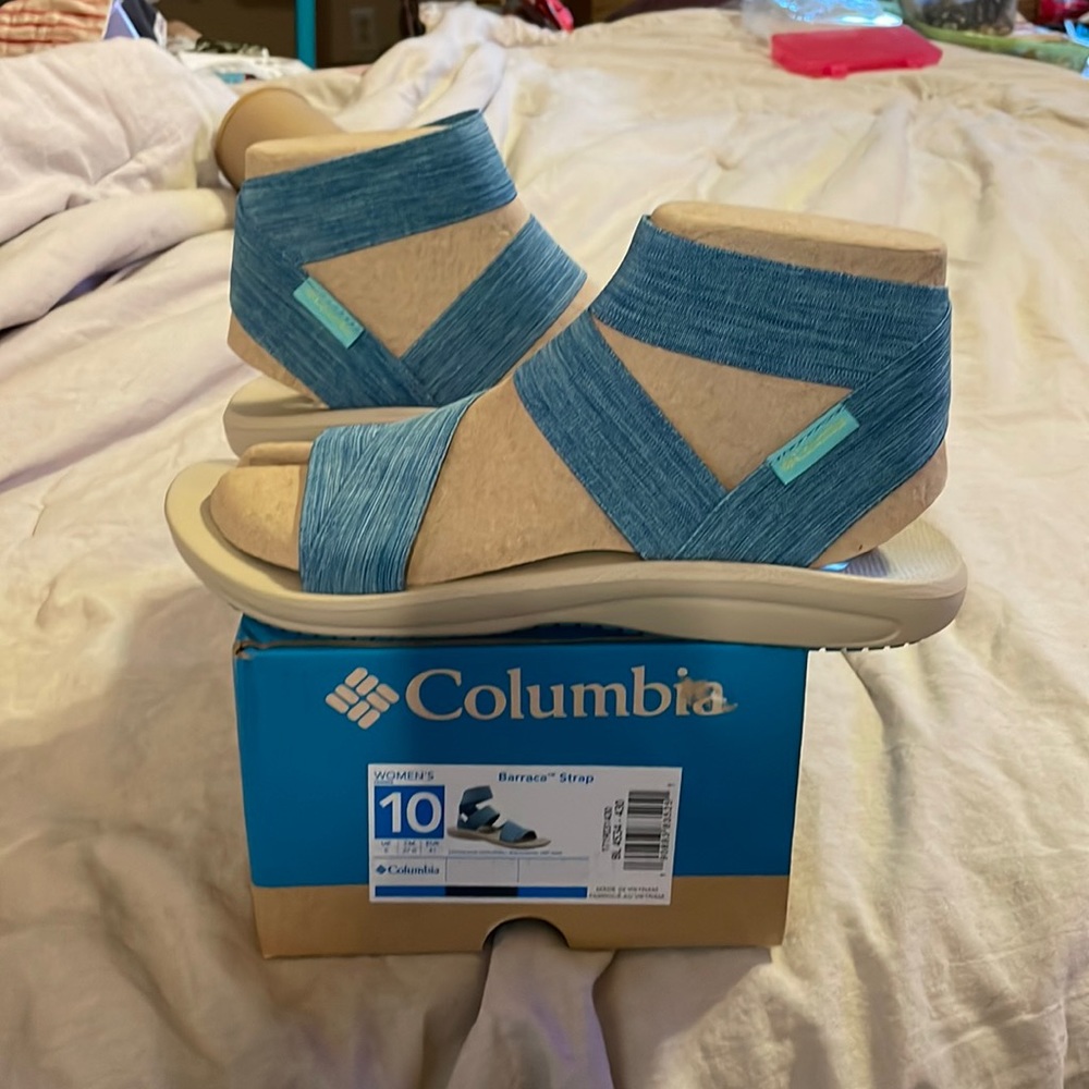 Columbia Barack strap sandals NEW!